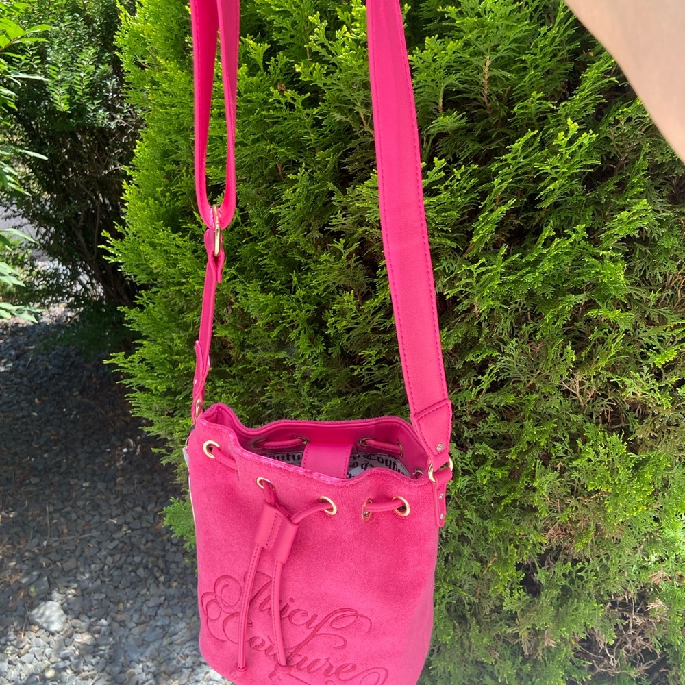 Juicy Couture Pink Bag - Juicy Couture Hot Pink Terry Cloth Beach Bag NWT! - Picture 3 of 6